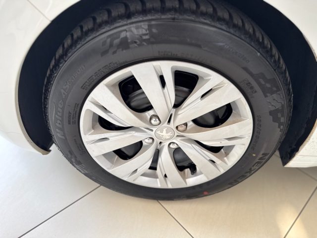 PEUGEOT 208 usata 30