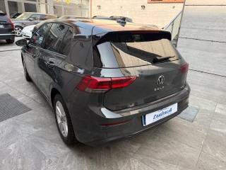 VOLKSWAGEN Golf usata, con Autoradio