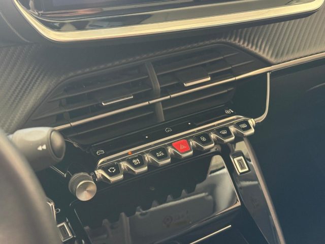 PEUGEOT 208 usata, con Fari LED