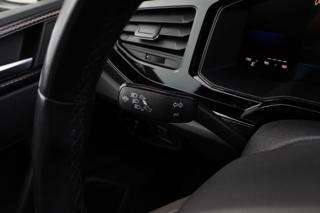 VOLKSWAGEN Taigo usata, con Autoradio digitale