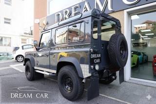 LAND ROVER Defender usata, con USB