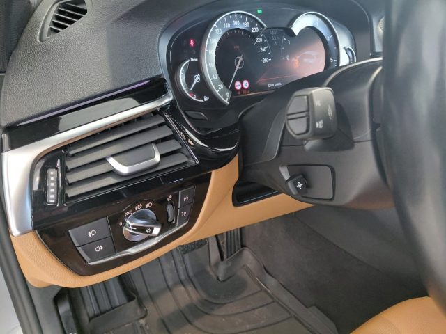 BMW 530 usata, con Sensori di parcheggio anteriori