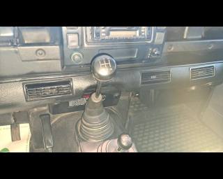 LAND ROVER Defender usata 9