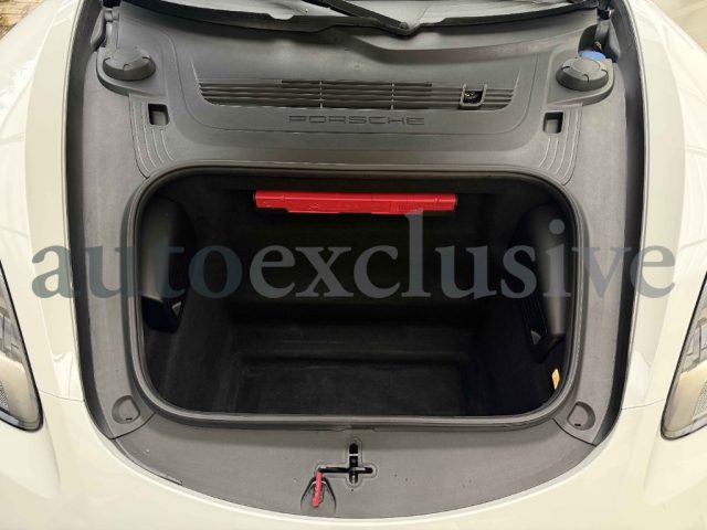 PORSCHE 718 usata, con Bluetooth