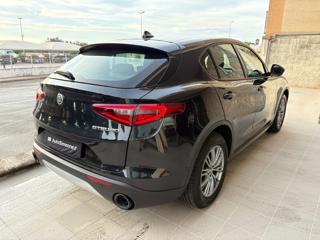 ALFA ROMEO Stelvio usata, con Alzacristalli elettrici