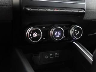 RENAULT Clio usata, con Fari LED