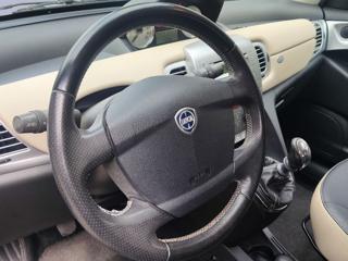 LANCIA Ypsilon usata, con Chiusura centralizzata