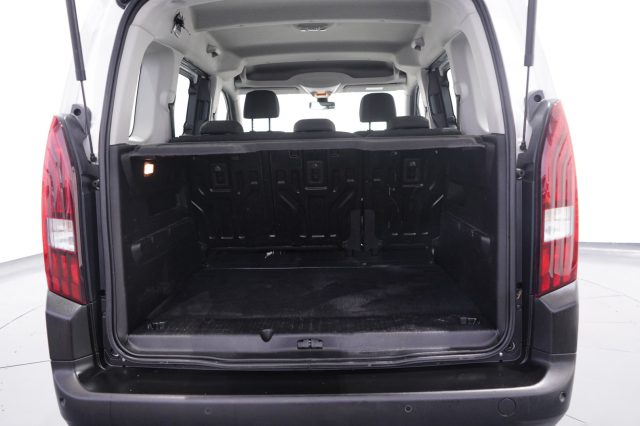 PEUGEOT Rifter usata, con Apple CarPlay