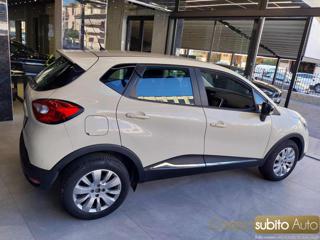 RENAULT Captur usata, con Alzacristalli elettrici
