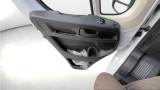 PEUGEOT Boxer usata, con Volante multifunzione