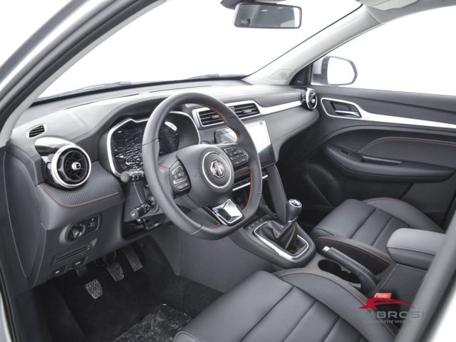 MG ZS usata 7