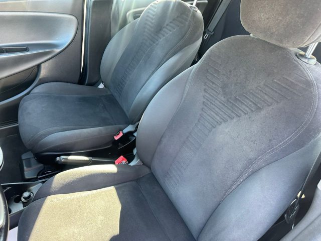 LANCIA Ypsilon usata, con Controllo trazione