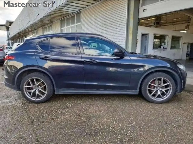 ALFA ROMEO Stelvio usata, con Airbag laterali