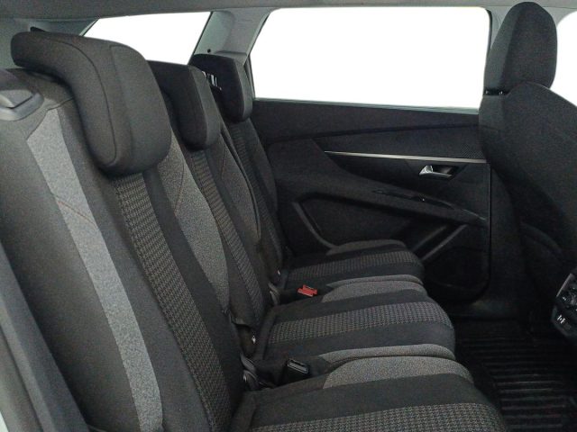 PEUGEOT 5008 usata, con ESP