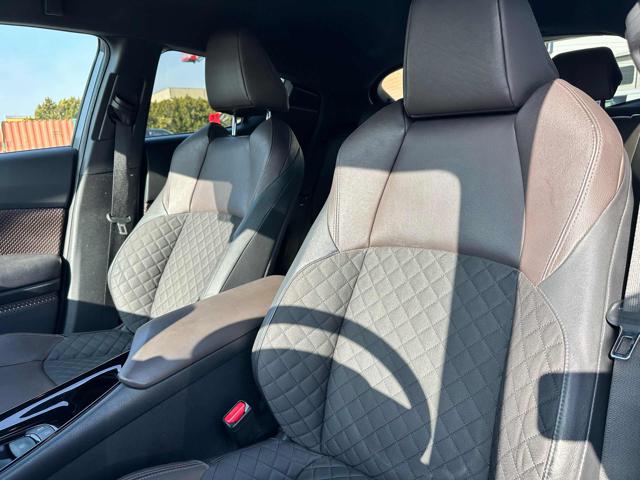 TOYOTA C-HR usata, con Regolazione elettrica sedili