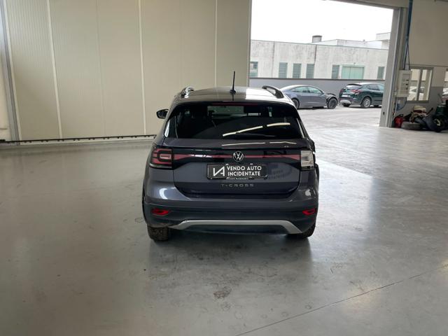 VOLKSWAGEN T-Cross usata, con Autoradio