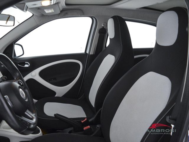 SMART ForFour usata 8
