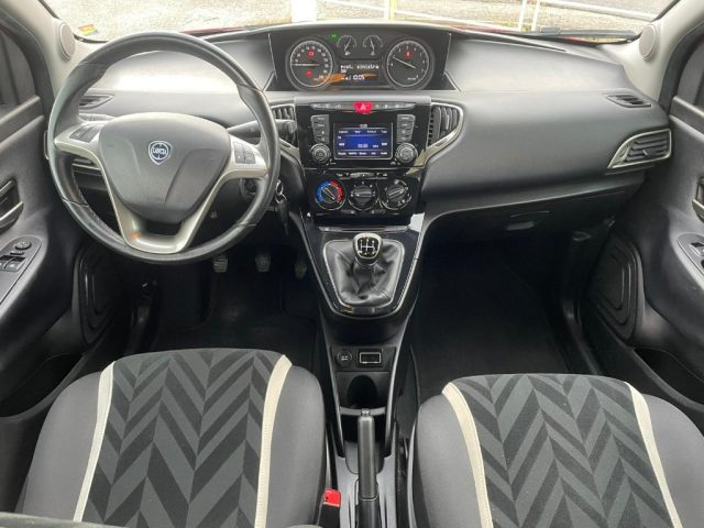 LANCIA Ypsilon usata, con Servosterzo