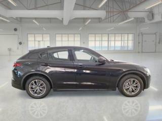 ALFA ROMEO Stelvio usata, con Autoradio