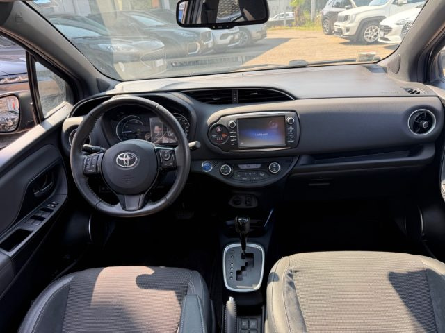 TOYOTA Yaris usata, con Interni in pelle