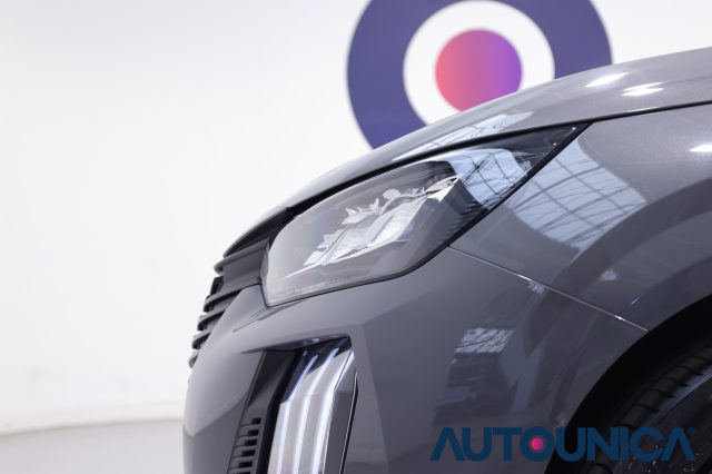 PEUGEOT 208 usata, con Touch screen