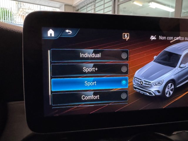 MERCEDES-BENZ GLC 220 usata, con Leve al volante