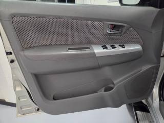 TOYOTA Hilux usata, con Gancio traino