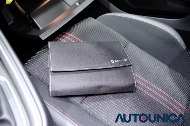 RENAULT Clio usata, con Isofix
