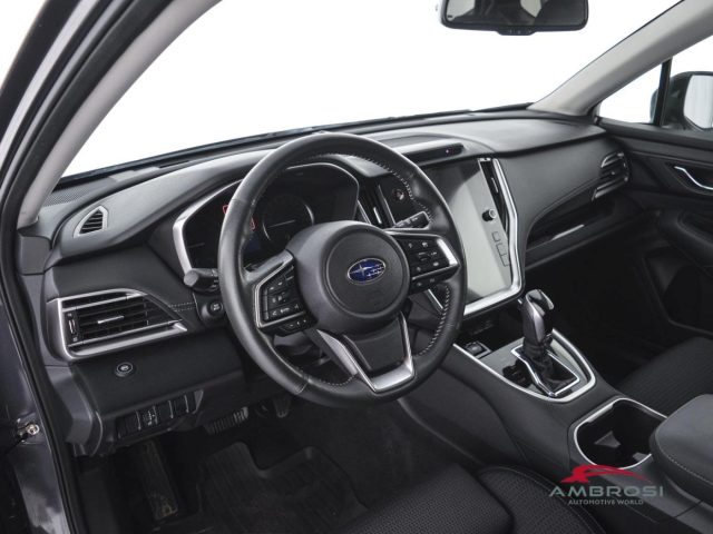 SUBARU OUTBACK usata 7