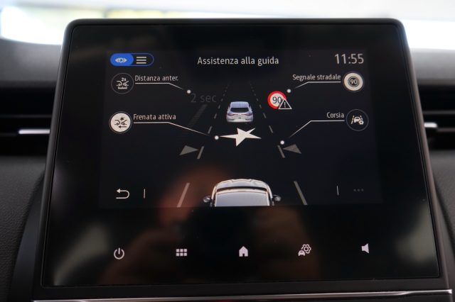 RENAULT Clio usata, con Sistema di navigazione