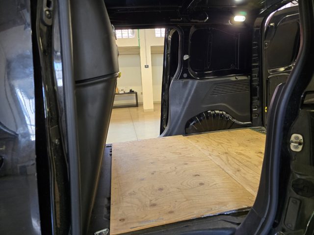 PEUGEOT Partner usata, con Fendinebbia