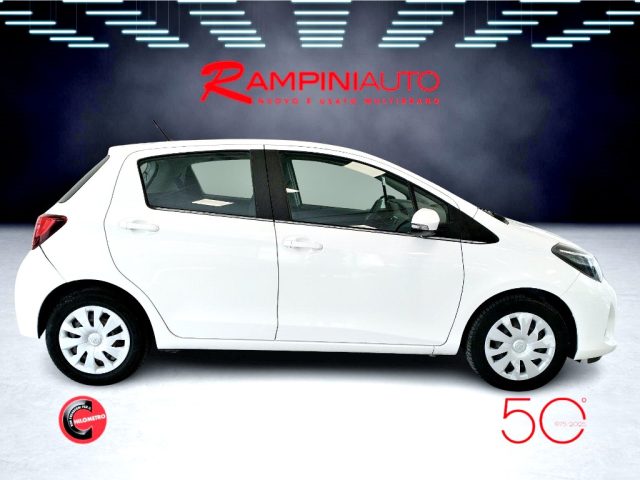 TOYOTA Yaris usata 5