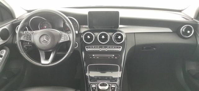 MERCEDES-BENZ C 200 usata, con Fari full-led
