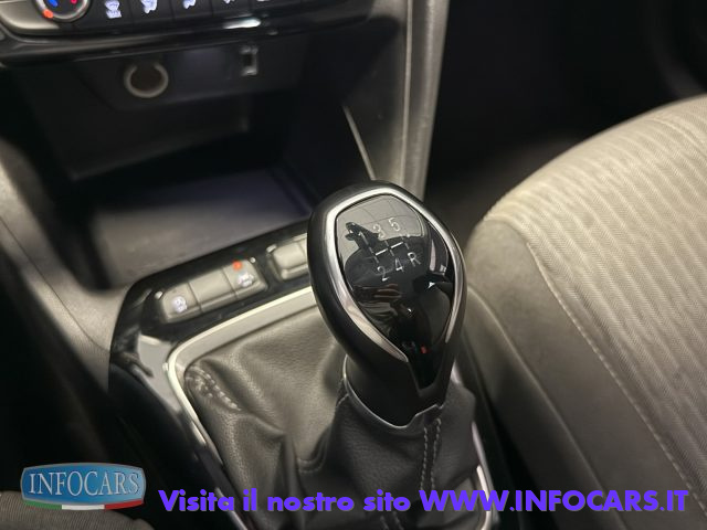 OPEL Corsa usata, con Touch screen