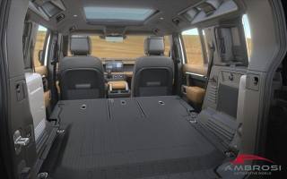 LAND ROVER Defender usata 11