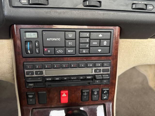 MERCEDES-BENZ SL 300 usata, con Regolazione elettrica sedili