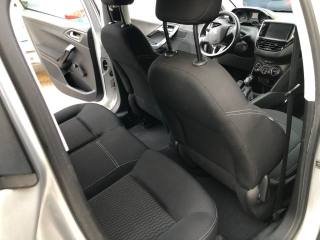 PEUGEOT 208 usata, con Bluetooth