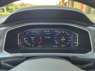 VOLKSWAGEN T-Roc usata, con Isofix