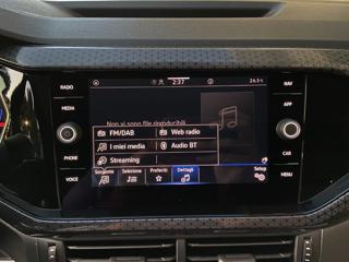 VOLKSWAGEN T-Cross usata, con USB