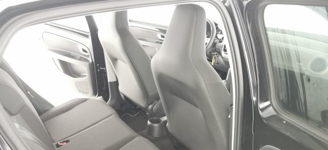 VOLKSWAGEN e-up! usata 53