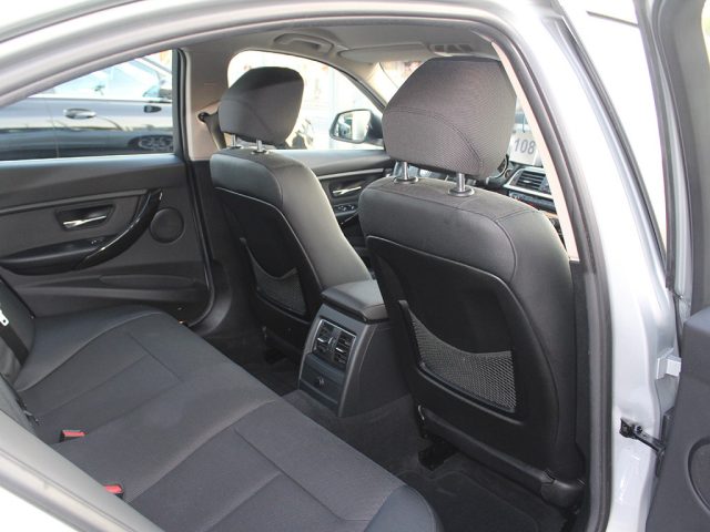 BMW 318 usata, con Controllo trazione