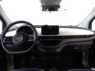 FIAT 500e usata, con USB