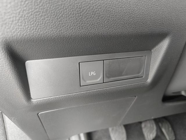 RENAULT Captur usata, con ESP