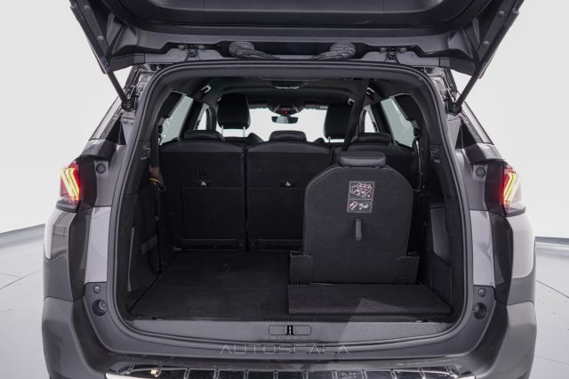 PEUGEOT 5008 usata 38