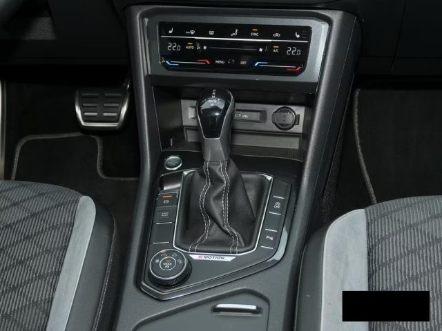 VOLKSWAGEN Tiguan usata, con Cerchi in lega