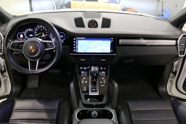 PORSCHE Cayenne usata, con Controllo trazione