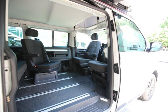VOLKSWAGEN California usata, con Sedile posteriore sdoppiato
