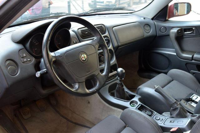 ALFA ROMEO GTV usata, con Autoradio