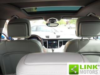 PORSCHE Macan usata, con USB