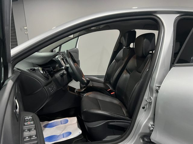 RENAULT Clio usata, con Alzacristalli elettrici